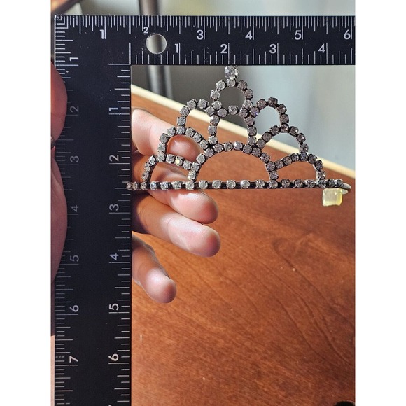 Vintage 1940s - 50s Rhinestone Tiara - Picture 14 of 14